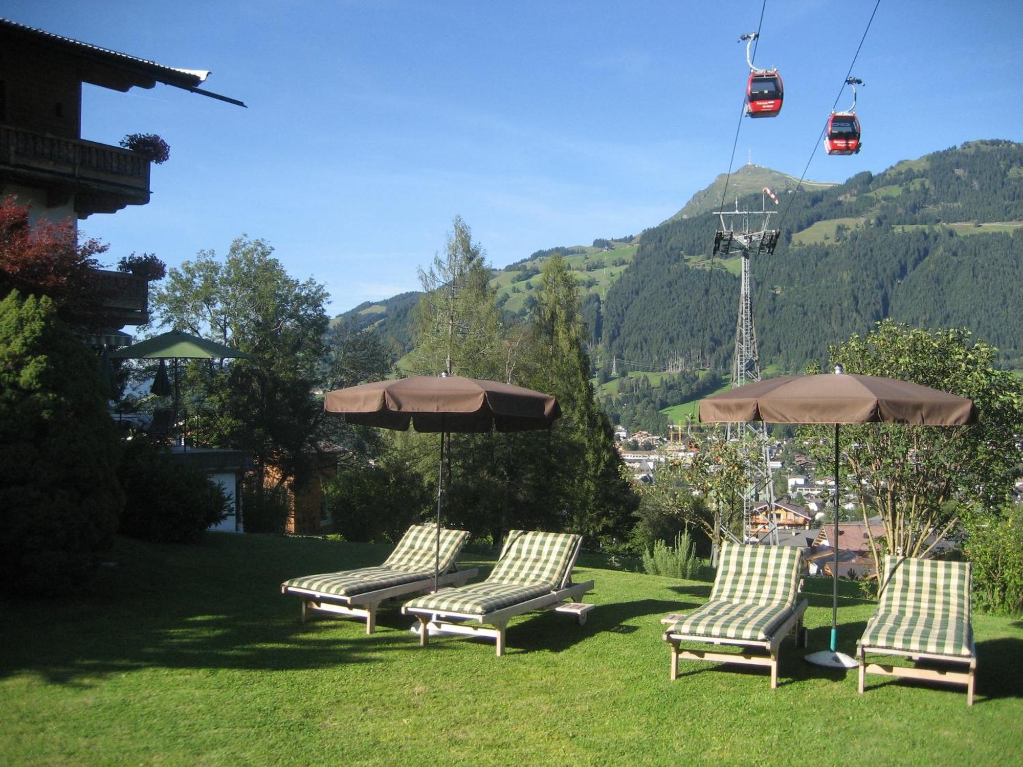 Pension Hinterseer Kitzbühel Buitenkant foto