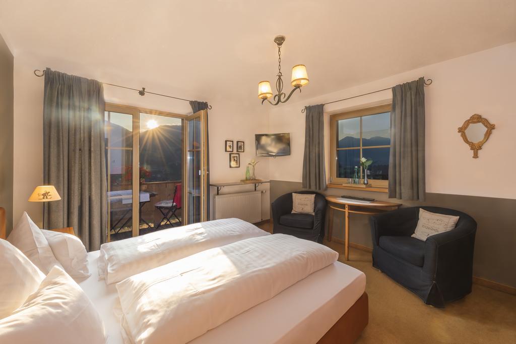 Pension Hinterseer Kitzbühel Buitenkant foto