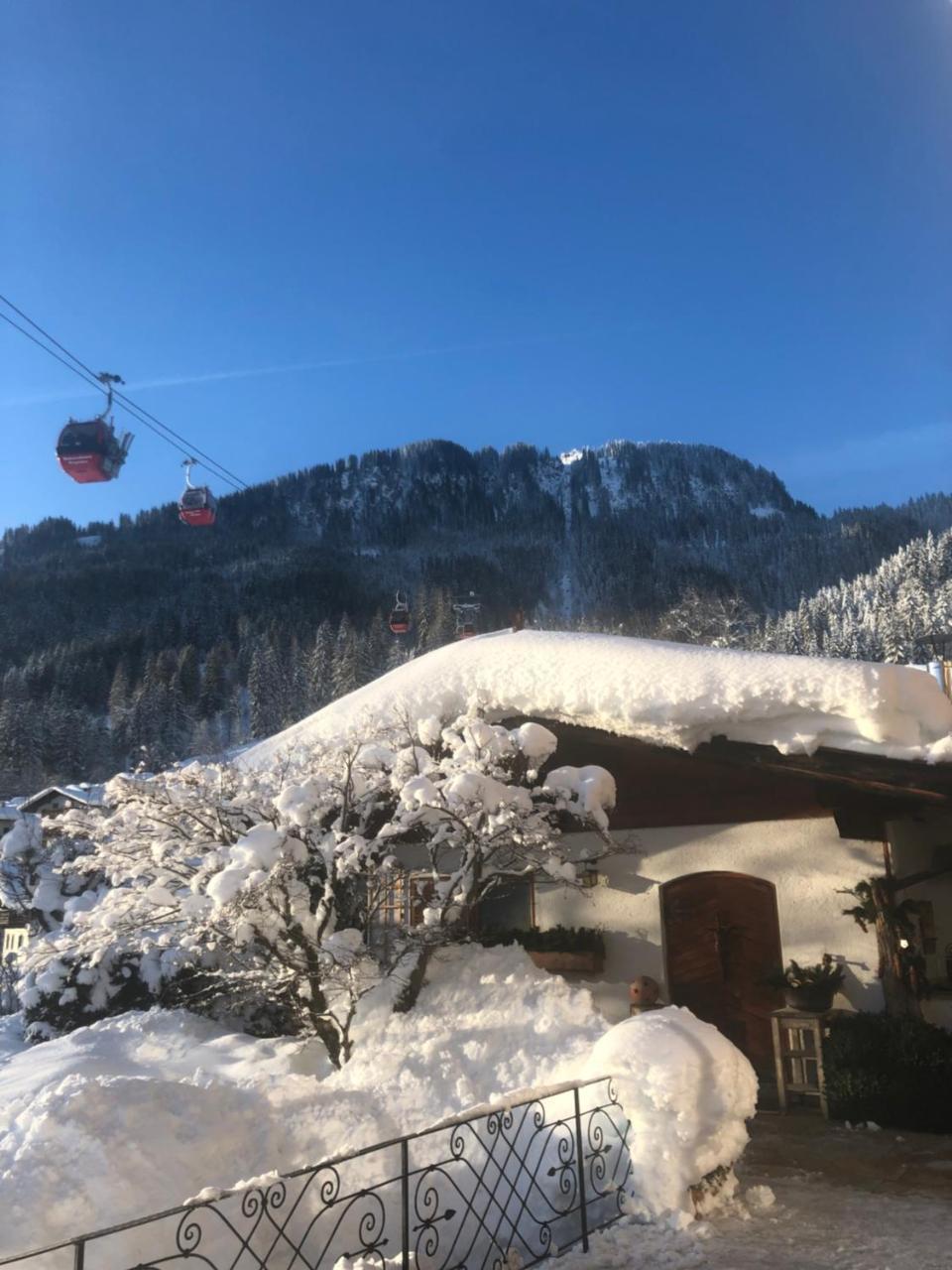 Pension Hinterseer Kitzbühel Buitenkant foto